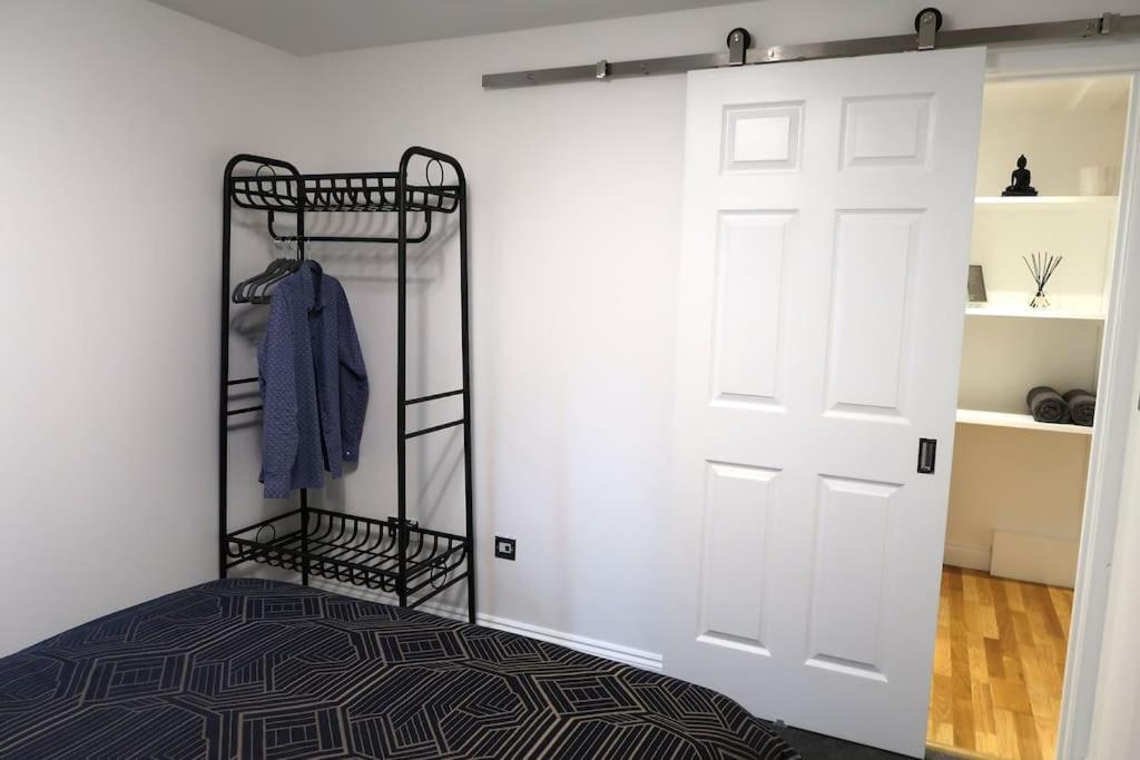 ***Spotless, Bright 1 Double Bed Apartment*** Bath Exterior photo